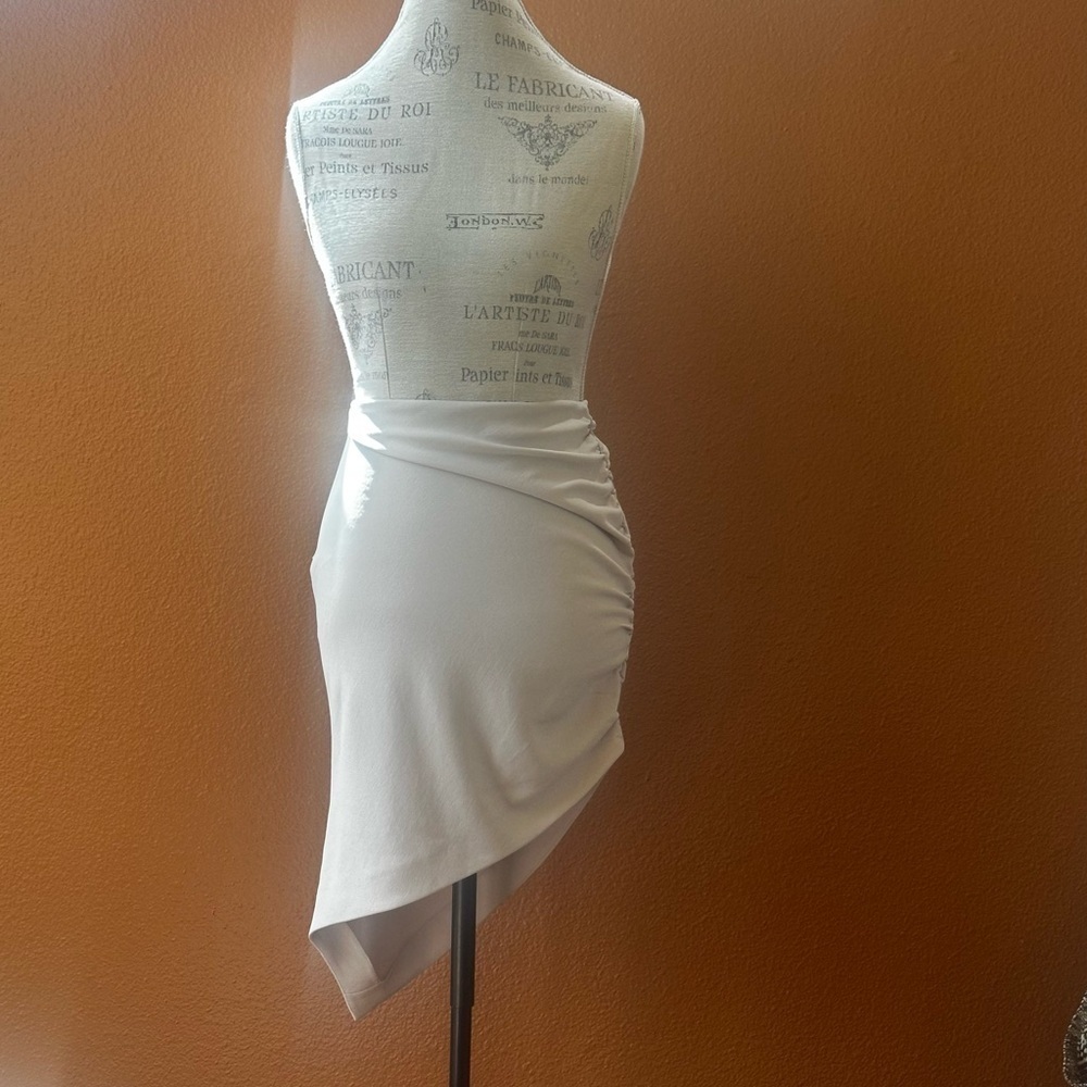 IRO Cream Asymmetrical Skirt With Side Ruching 36/ US Size 4 Excellent Condition - Picture 2 of 9